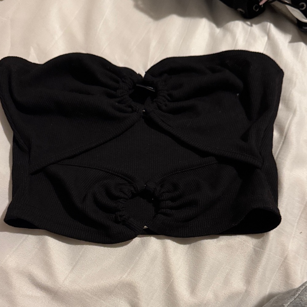 SHEIN Black Ruched Crop Top